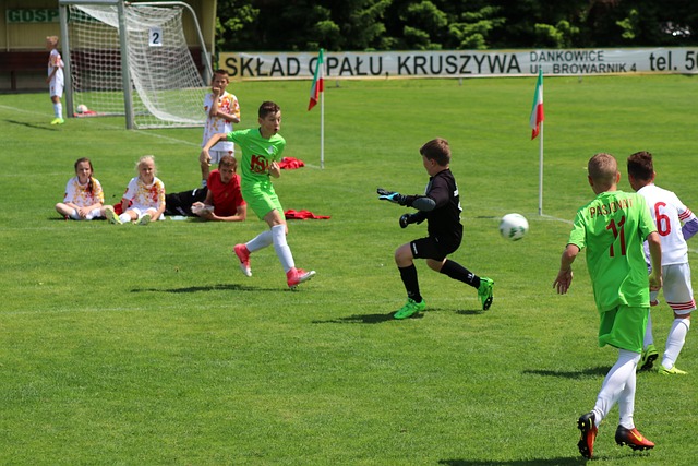 其背后折射 其背后折射